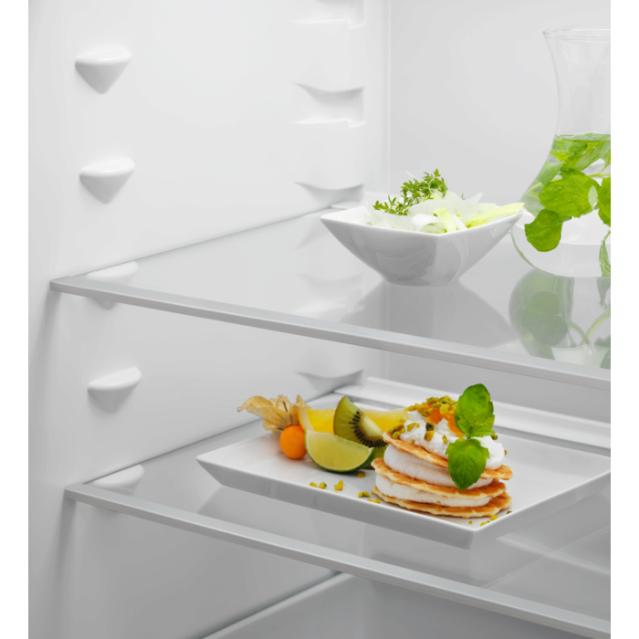 Electrolux koelkast KNA7TE75S afbeelding 3