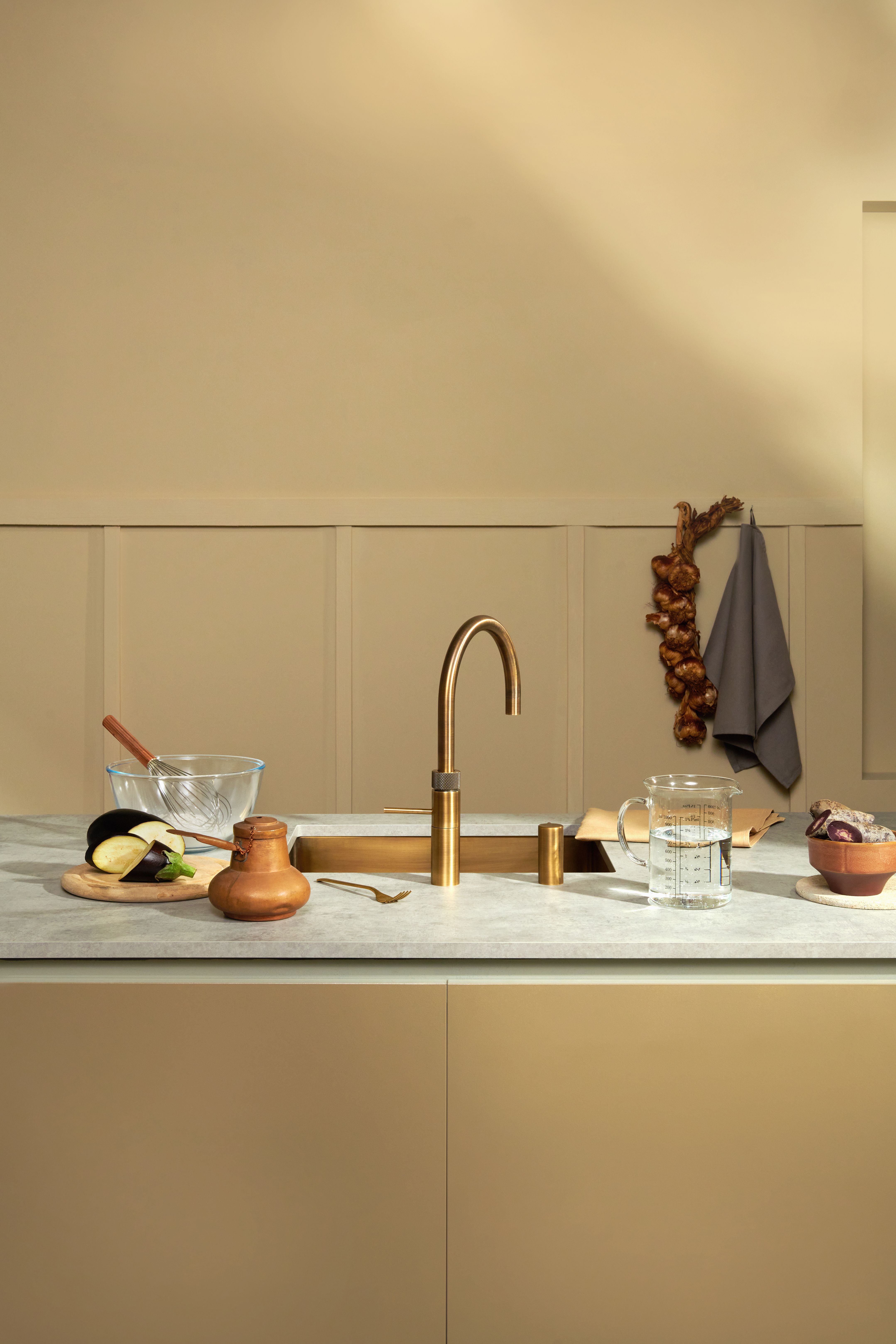 Quooker Combi+ Fusion Round Messing Patina  kokendwaterkraan afbeelding 5